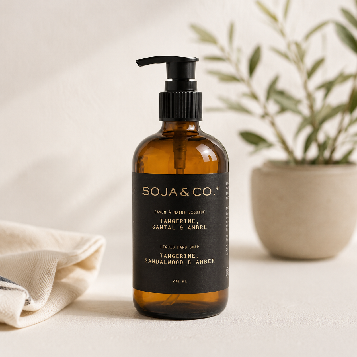 SOJA&CO. Tangerine, Sandalwood + Amber Hand Soap